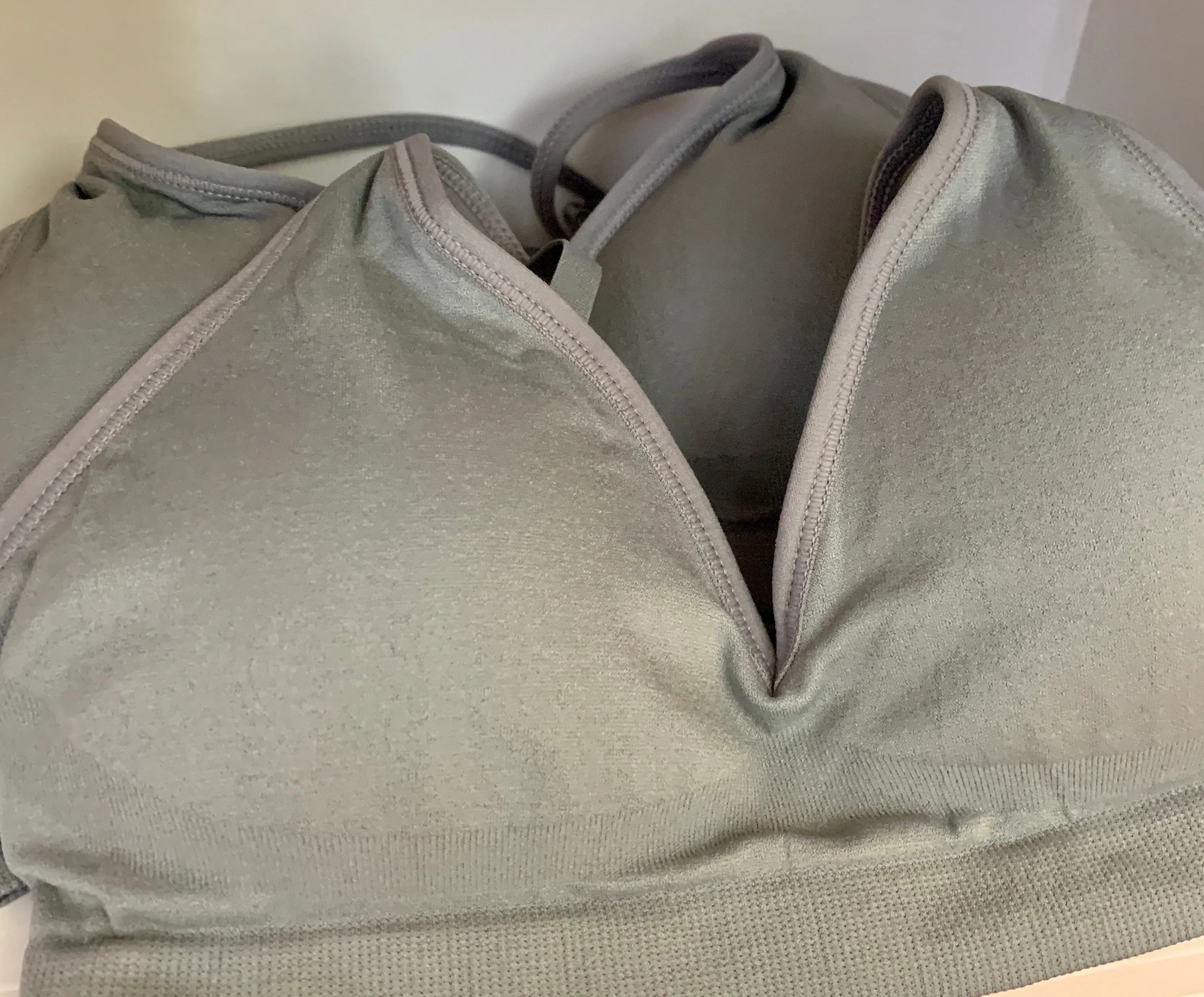 Seamless Triangle Bralette | 9 Colors Available