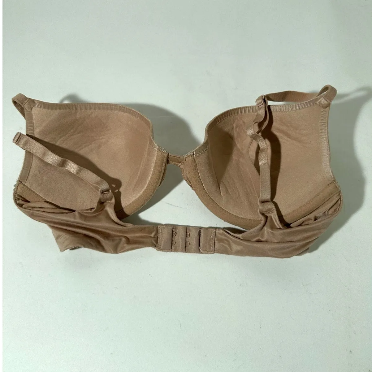 Victoria's Secret Plunge Push Up Bra / 32 D